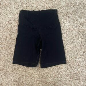 Arie black biker shorts, size small